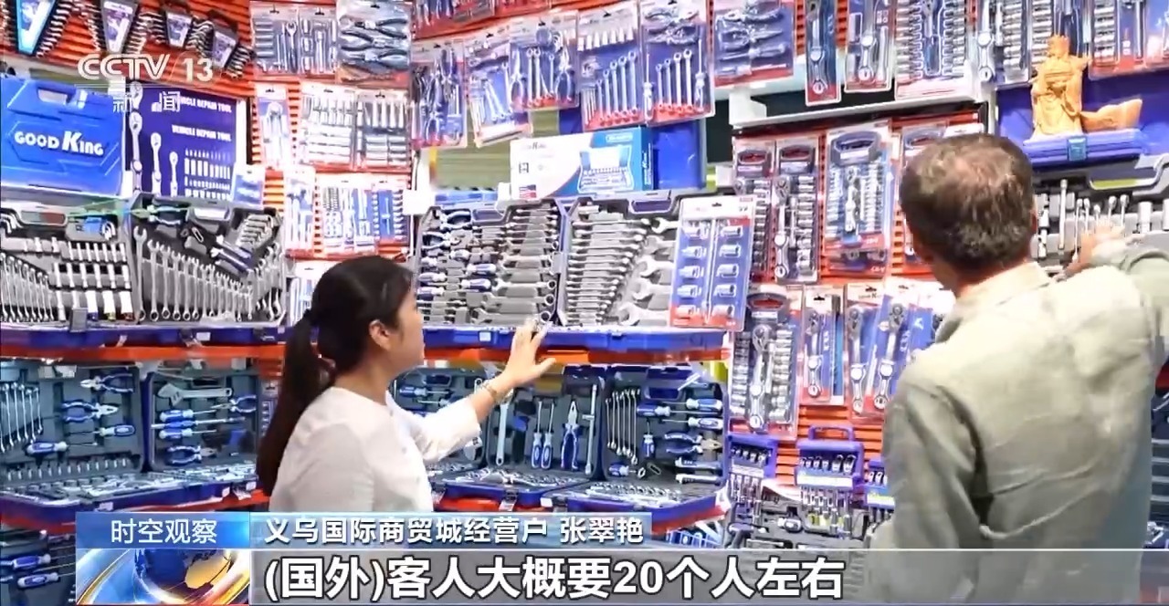 外国游客的迅速增长英文_外国游客的增加的好处_